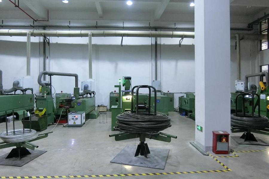 Cold Heading Machine Processing Cold Heading Machine Processing