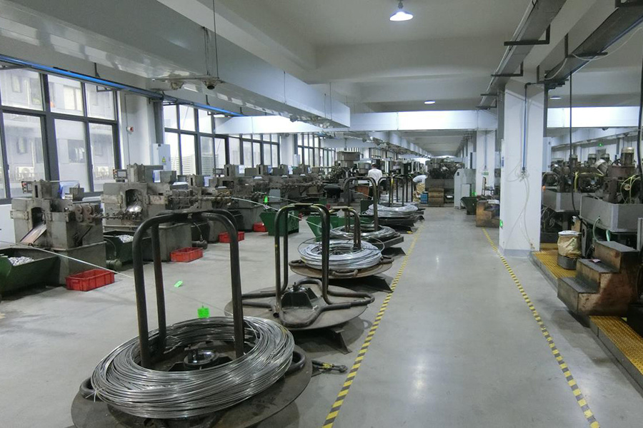 Spring Hook Cutting Machine Processing Spring Hook Cutting Machine Processing